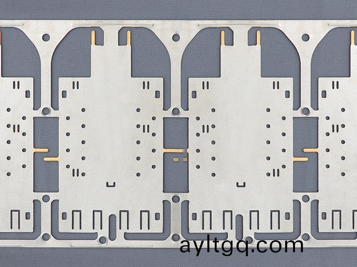 電(dian)鍍(du)金(jin)